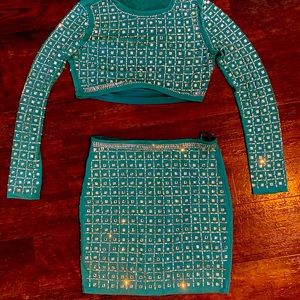 Fashion Nova size large two piece skirt set. Emerald green w/ rhinestones